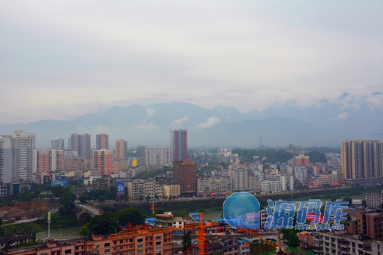 在凤凰上居阳台眺望美丽恩施 在凤凰上居阳台眺望美丽恩施